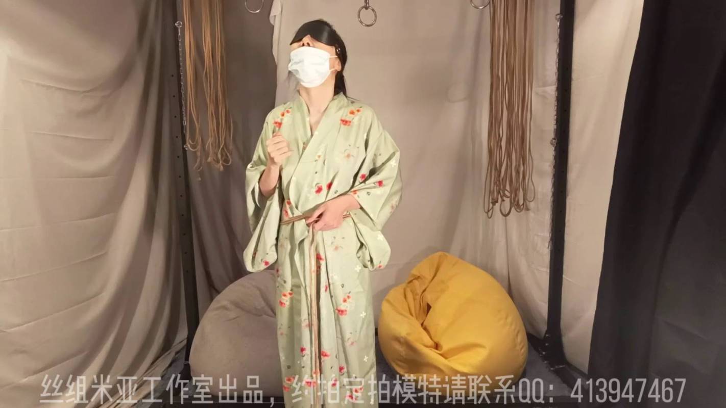 网友原创绳艺吊缚新作之模特樱桃的和服吊缚体验！在线看！